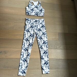 GAP Fit tie dye set leggings bra blackout Small sports workout